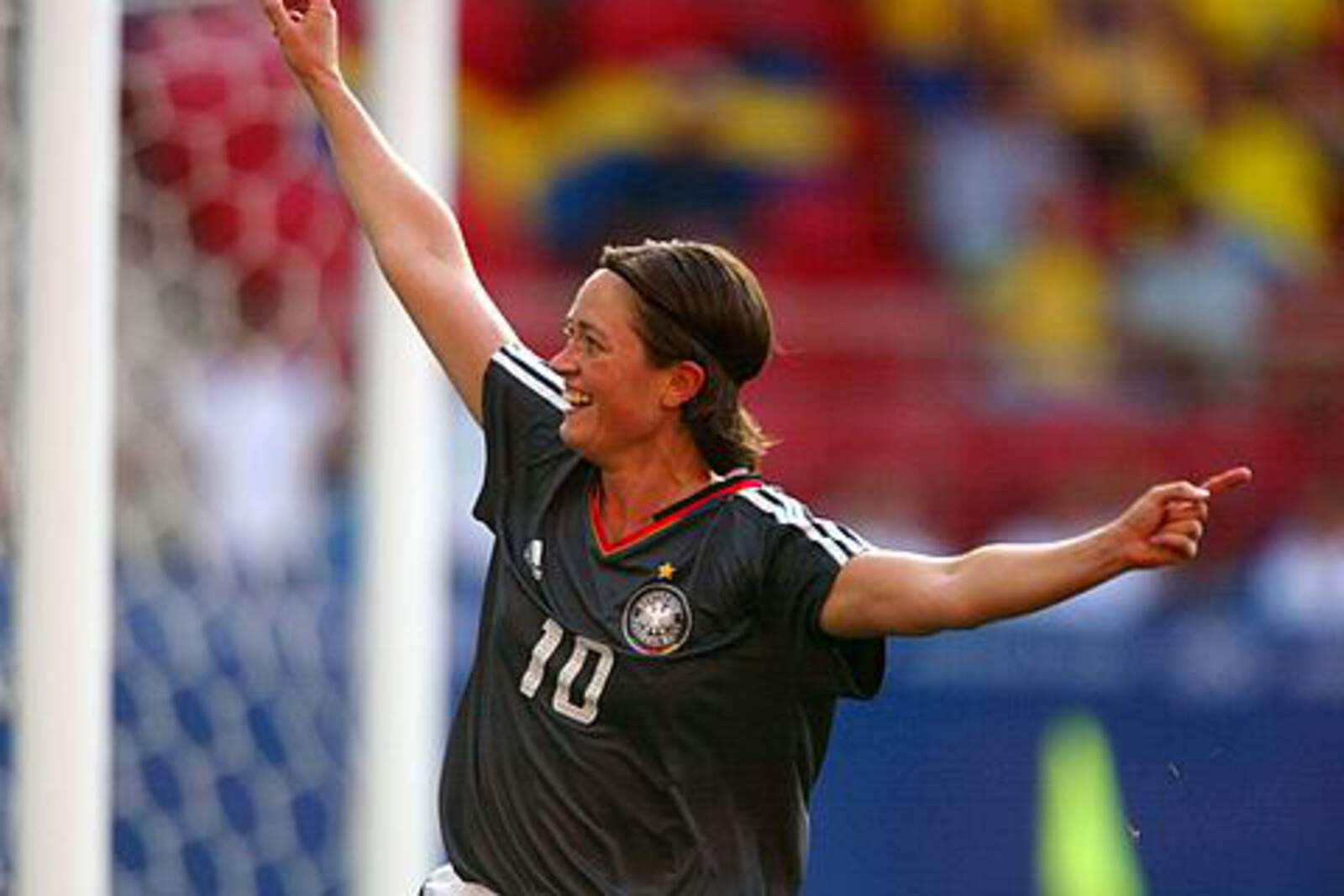 fussballmuseum-hall-of-fame-h-renate-lingohr.jpg