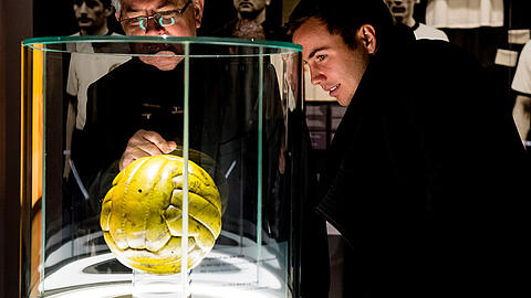 dfm-mario-goetze-wunder-von-bern-finalball.jpg