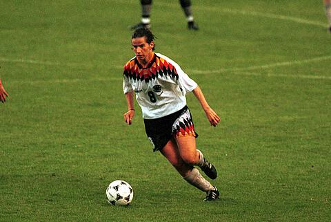 fussballmuseum-hall-of-fame-h-bettina-wiegmann.jpg